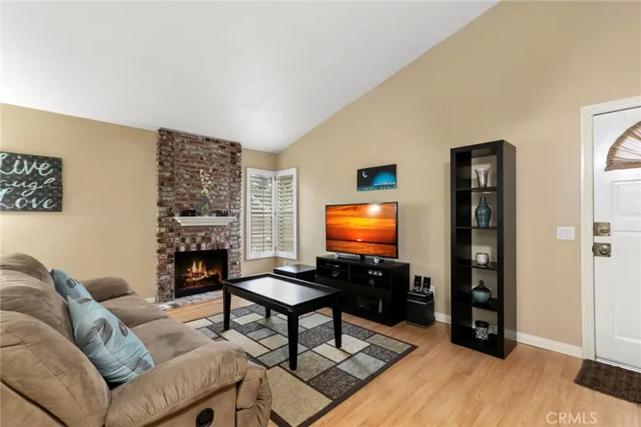 Whether you're a first-time home buyer or it's time to "right size", this beautiful end unit condo is the perfect place to call home.