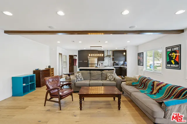 5757 Vesper Avenue, Sherman Oaks, California 91411