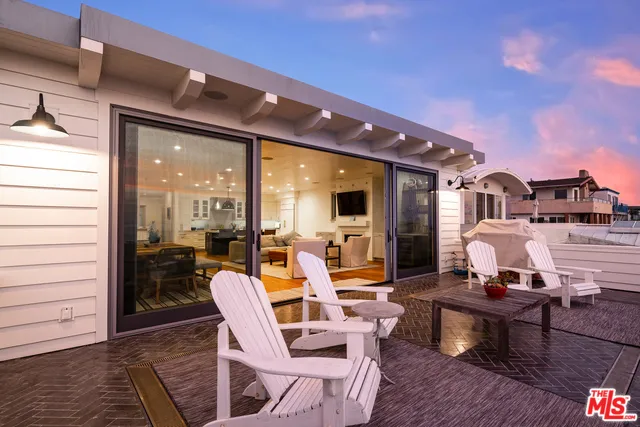 703 Bayview, Manhattan Beach, California 90266