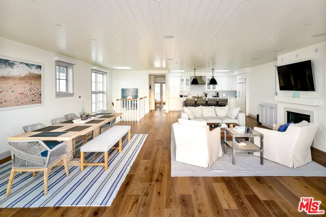 703 Bayview, Manhattan Beach, California 90266