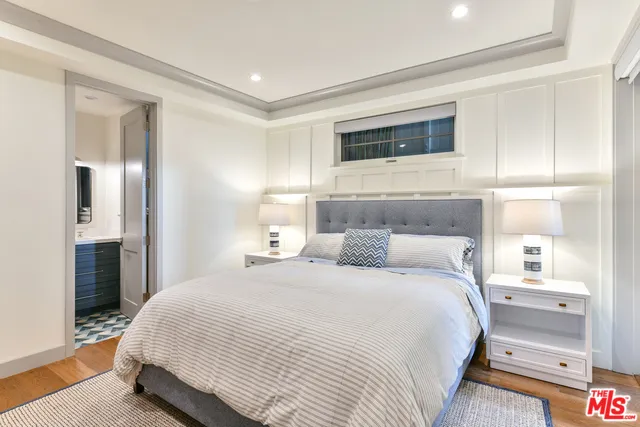 703 Bayview, Manhattan Beach, California 90266