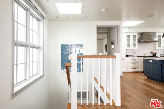 703 Bayview, Manhattan Beach, California 90266