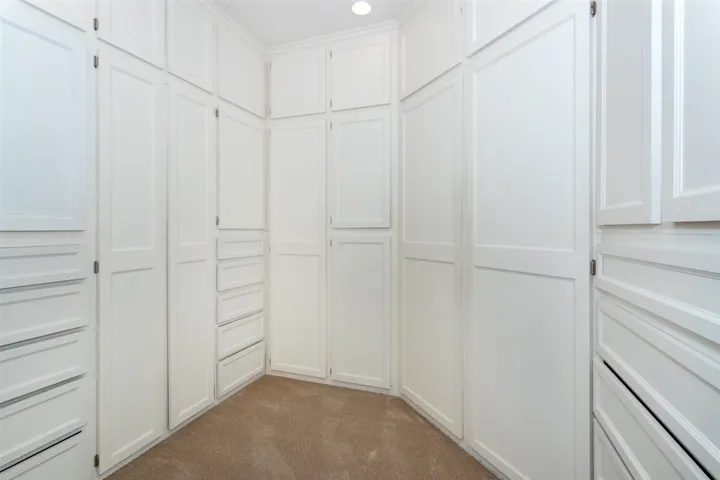 1122 Beachwood Way, Oceanside, California 92057