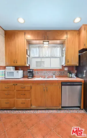 352 N Orlando Avenue, Los Angeles, California 90048