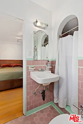 352 N Orlando Avenue, Los Angeles, California 90048
