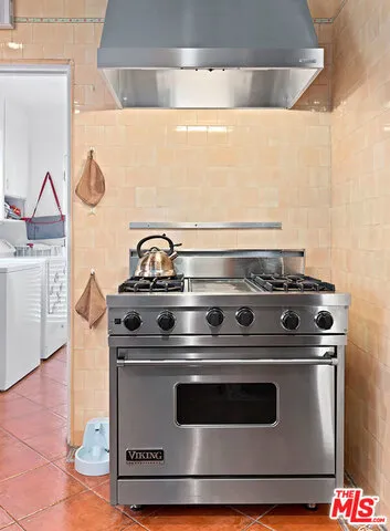 352 N Orlando Avenue, Los Angeles, California 90048