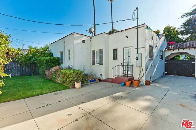 352 N Orlando Avenue, Los Angeles, California 90048
