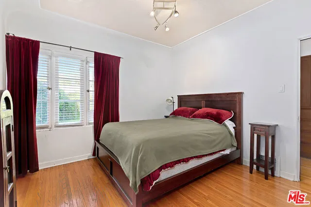 352 N Orlando Avenue, Los Angeles, California 90048