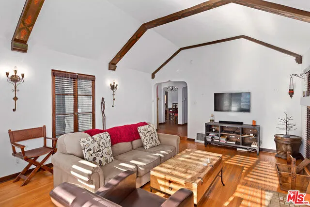 352 N Orlando Avenue, Los Angeles, California 90048