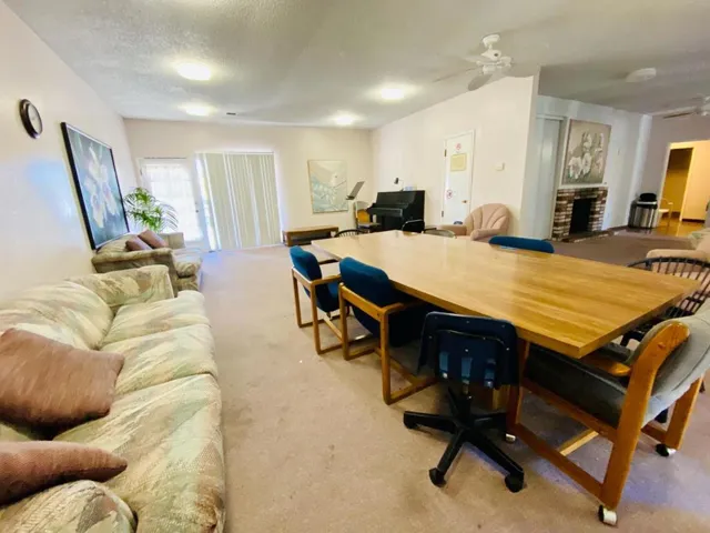 50 E Middlefield Road 33, Mountain View, California 94043