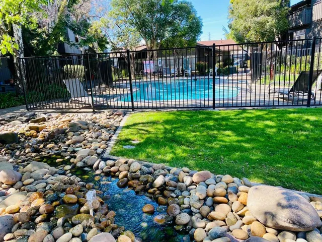 50 E Middlefield Road 33, Mountain View, California 94043
