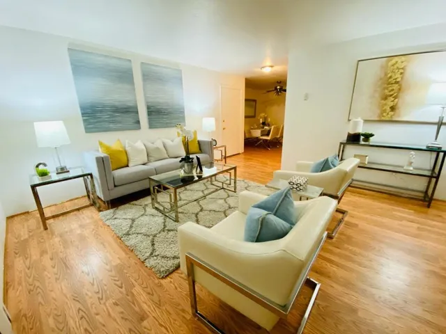 50 E Middlefield Road 33, Mountain View, California 94043