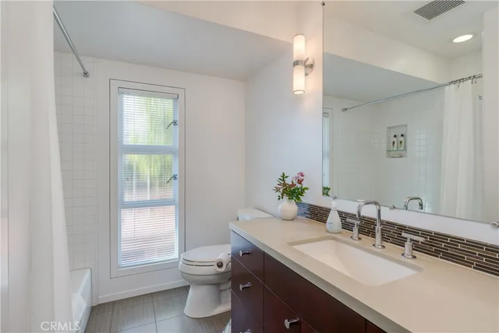 945 West Street, San Luis Obispo, California 93405