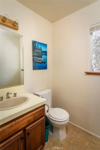 1231 Glacier Drive, Lake Arrowhead, California 92352