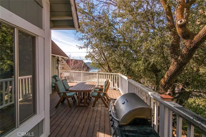 1231 Glacier Drive, Lake Arrowhead, California 92352
