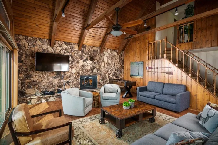 1231 Glacier Drive, Lake Arrowhead, California 92352