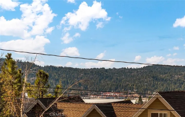 1231 Glacier Drive, Lake Arrowhead, California 92352