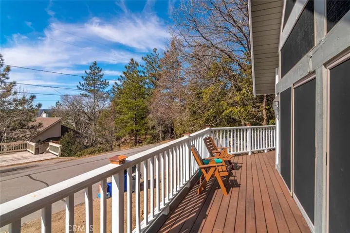 1231 Glacier Drive, Lake Arrowhead, California 92352