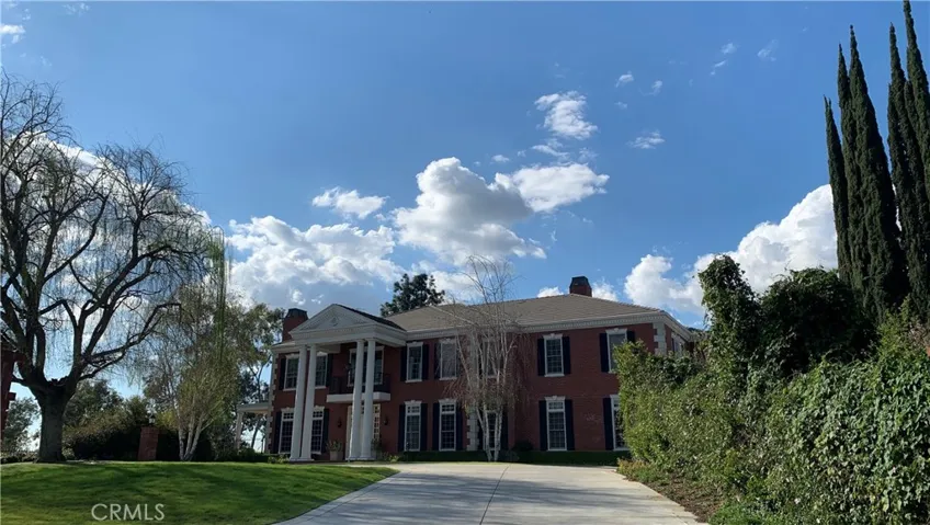 20711 E Mesarica Road, San Dimas, California 91724