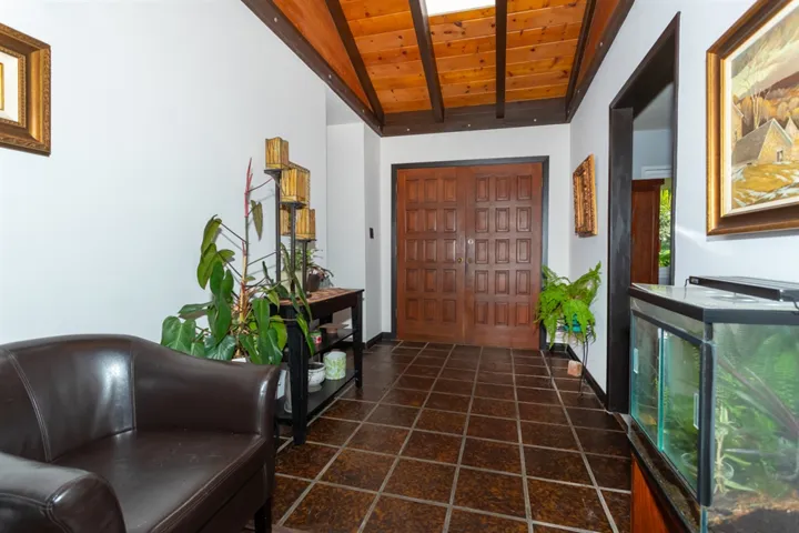 1418 Banyan Dr, Fallbrook, California 92028