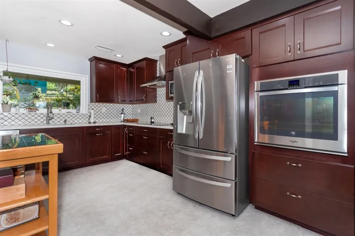 1418 Banyan Dr, Fallbrook, California 92028