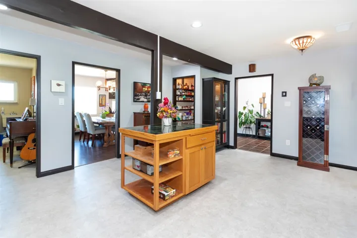 1418 Banyan Dr, Fallbrook, California 92028
