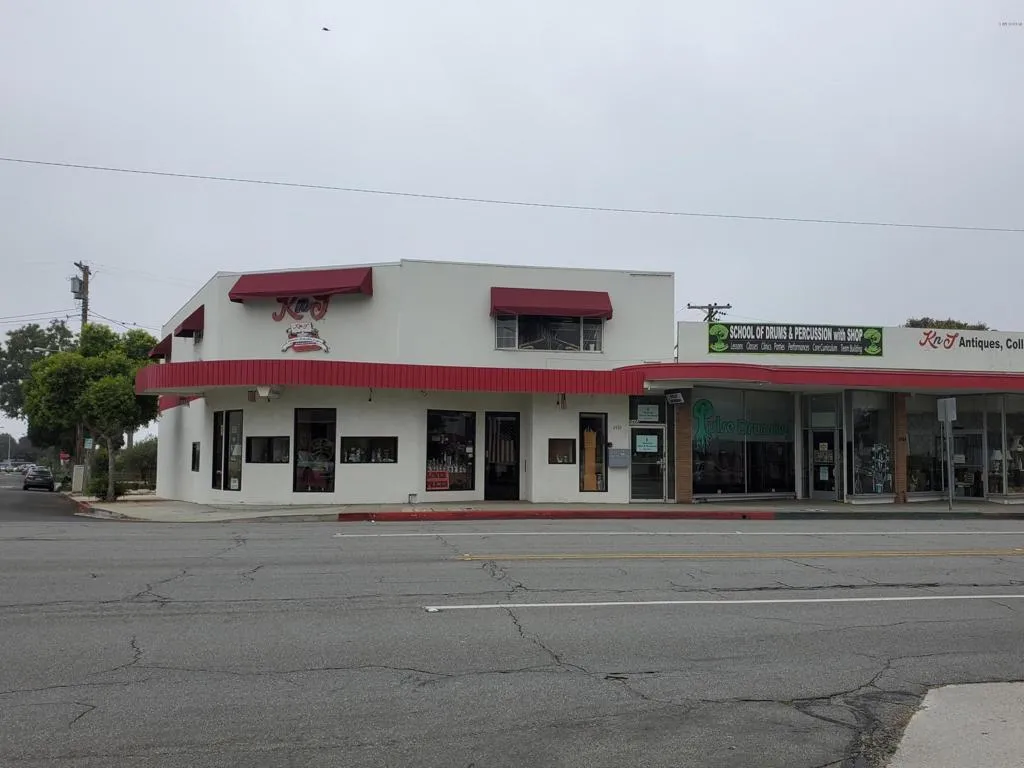 2424 E Main St