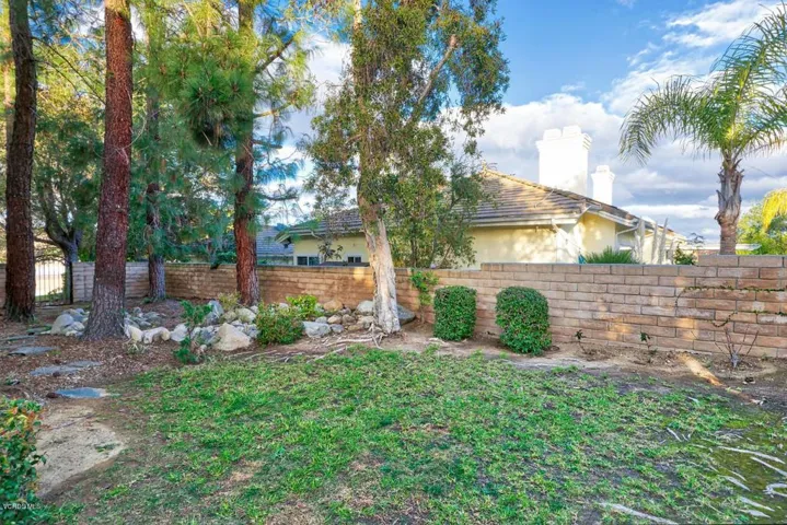 1790 Bronzewood Ct Newbury-large-025-017