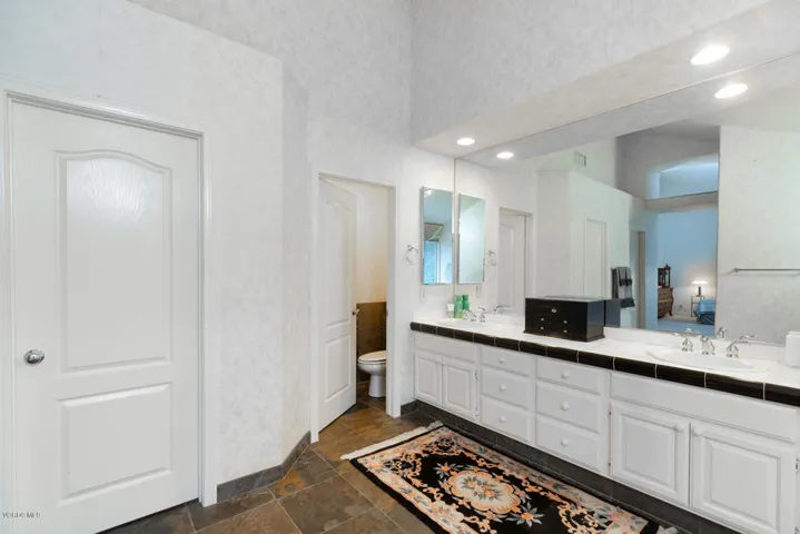 1790 Bronzewood Ct Newbury-large-016-020