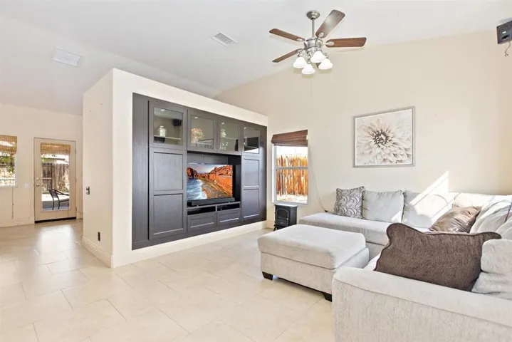 03-Living Room
