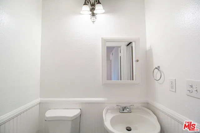 7641 Reseda 115-z, Reseda, California 91335