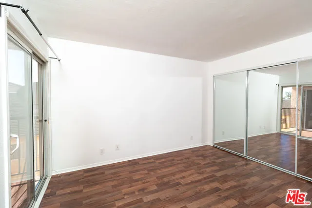 7641 Reseda 115-z, Reseda, California 91335