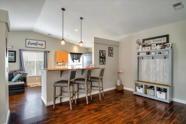 921 Paseo Drive, Hollister, California 95023