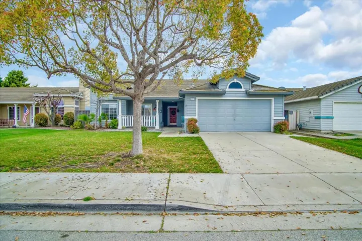 921 Paseo Drive, Hollister, California 95023