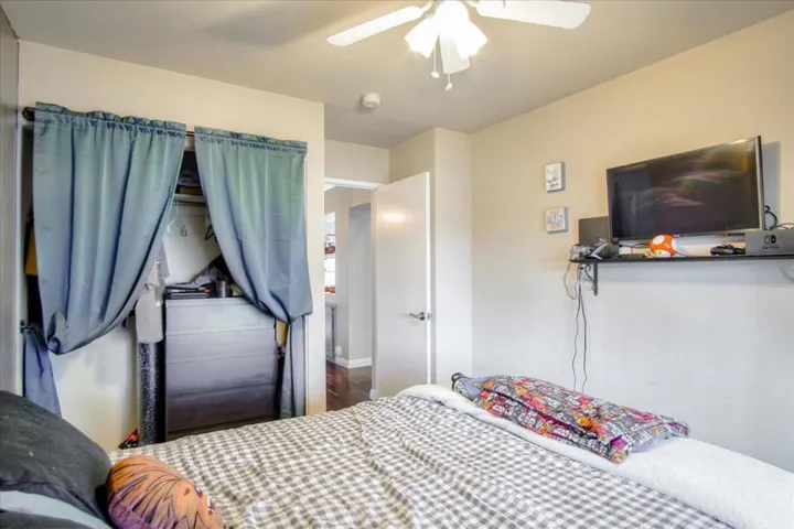 921 Paseo Drive, Hollister, California 95023
