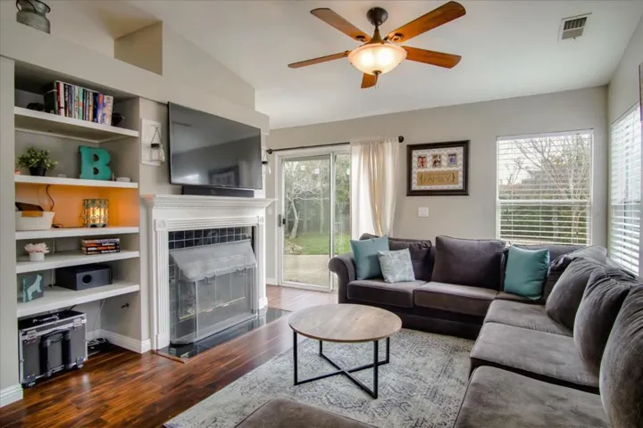 921 Paseo Drive, Hollister, California 95023