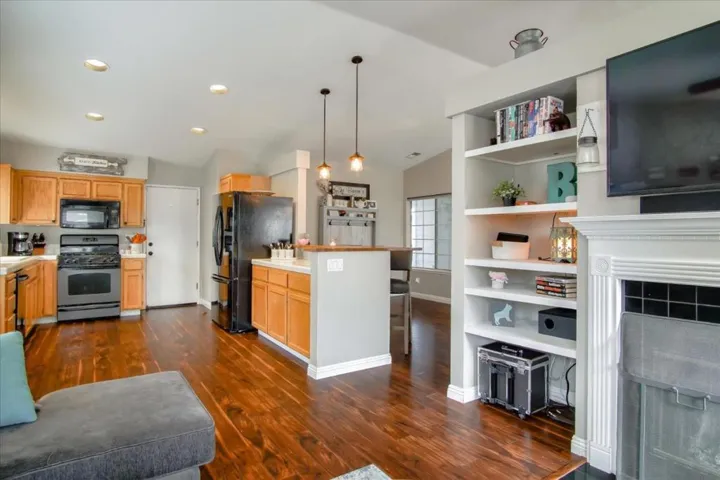 921 Paseo Drive, Hollister, California 95023