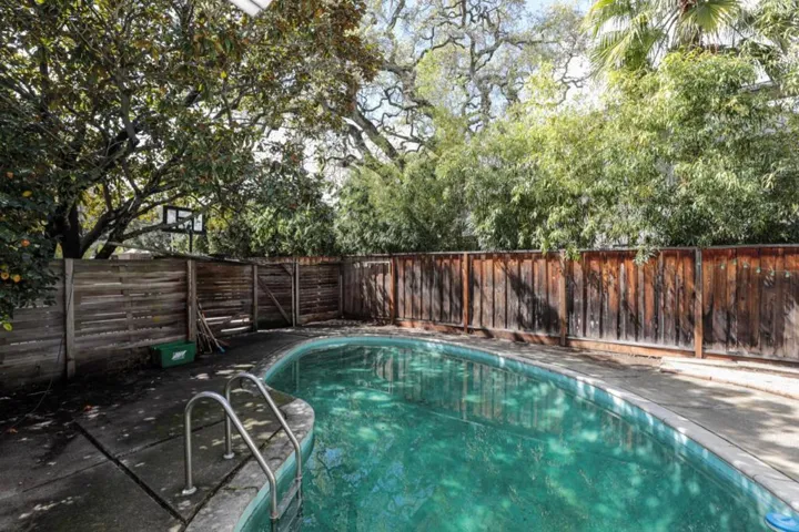 1535 Cowper Street, Palo Alto, California 94301