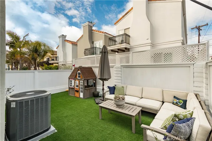 1647 Morgan Lane, Redondo Beach, California 90278
