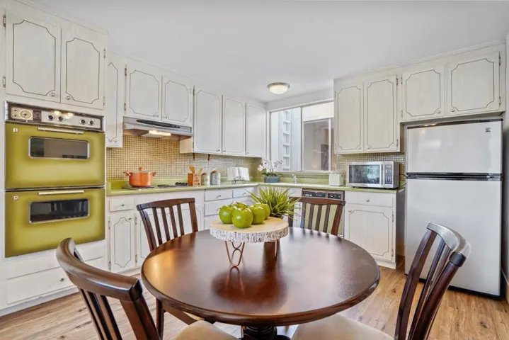 76 Conkling Street, San Francisco, California 94124