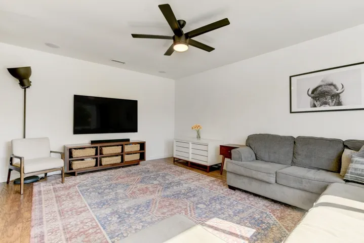 3045 Camarillo Ave, Oceanside, California 92056