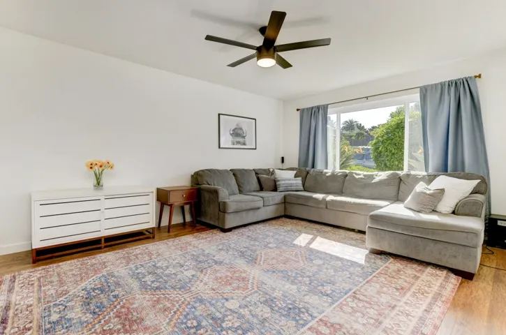 3045 Camarillo Ave, Oceanside, California 92056
