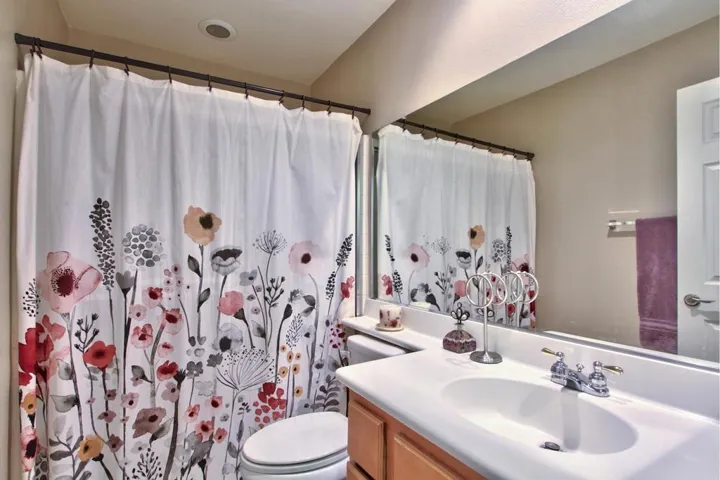 28-Bathroom