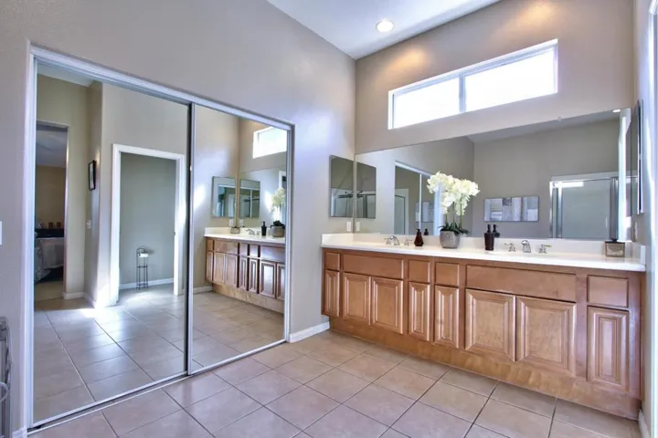 34-Master Bathroom