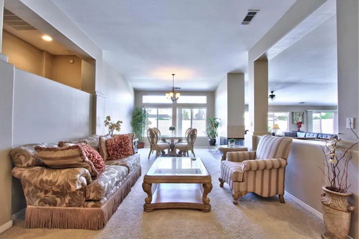 9-Living Room