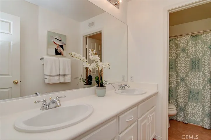 Yes this is bathroom #4...and has dual sink vanity and separate tub/toilet area..perfect since it is adjacent to the other two large guest/kid's rooms.