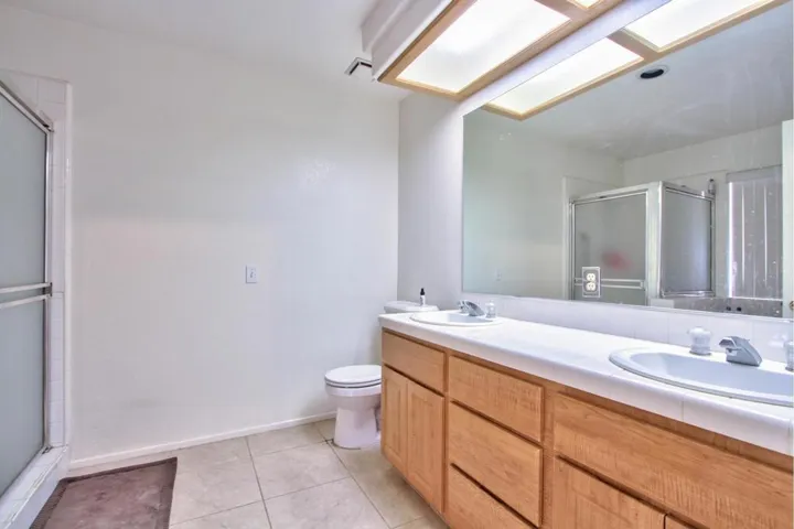 25-Master Bathroom