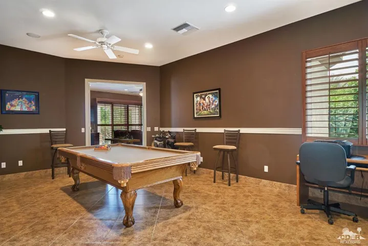 game room