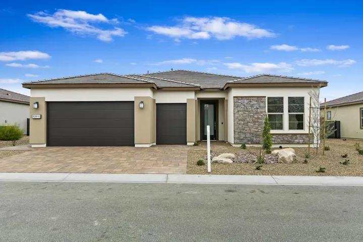 001_82610 East McCarroll Drive