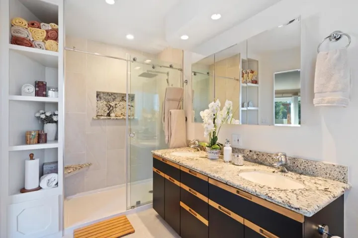 16950 Bohlman Road, Saratoga, California 95070